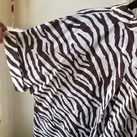 Charter Club 100% Linen Luxury Zebra Print Blouse XL - Picture 9 of 13